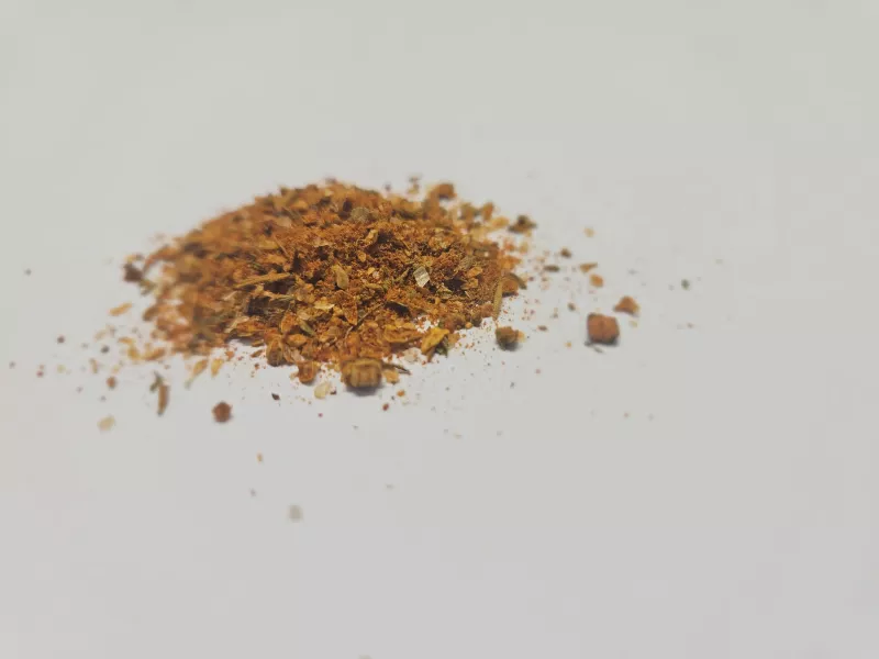 Preview: Döner Gewürzzubereitung – rote-braune Gewürzmischung mit Paprika, Knoblauch, Zitronenschalen, Kräutern & Cumin für saftiges, würziges Döner-Fleisch