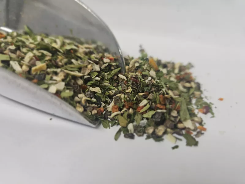 Gewürzter Pfeffer – Aromatische Pfeffer-Kräuter-Mischung mit schwarzem Pfeffer, Paprika und Kräuteharaf Gewürze Berlinrn von C