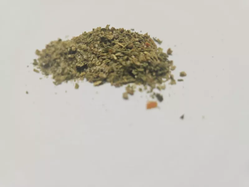 Preview: Kräutersalz – weiß-grüne Gewürzmischung aus Salz, Kräutern, Zwiebeln, Dill, Petersilie & Gemüse für frische, aromatische Würze