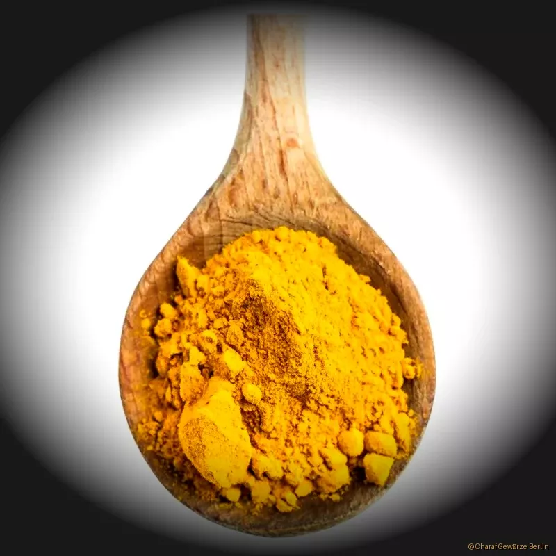 Curcuma gemahlen – feines, intensiv goldgelbes Kurkumapulver mit warmer, erdiger Würze und natürlichem Farbton