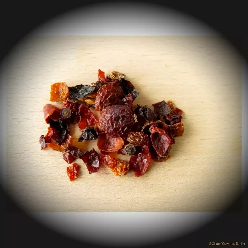 Preview: Getrocknete Hagebuttenschalen