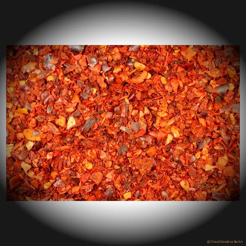 Paprika süß granuliert 100 g – Charaf Gewürze Berlin