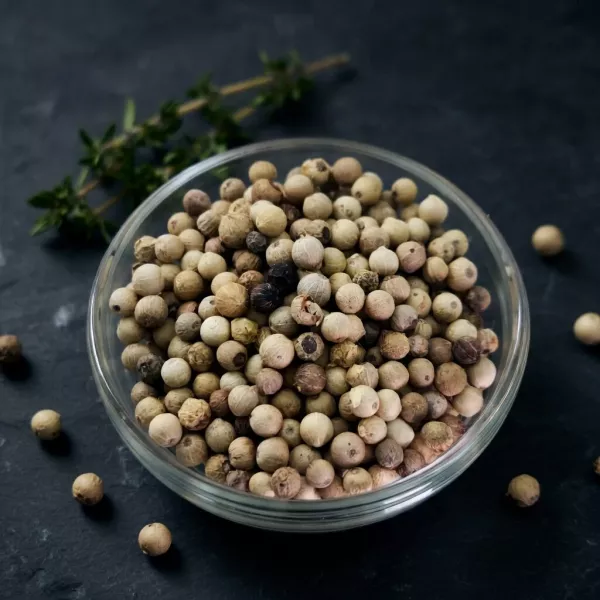 Weiße Pfefferkörner – aromatischer Pfeffer Premium Qualität