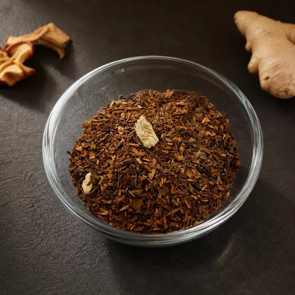 Aromatisierter Rooibos Tee mit Apfel und Ingwer