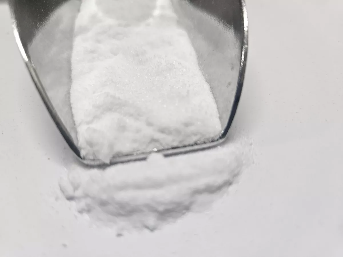 Natron E 500 – feines, weißes Natriumhydrogencarbonat-Pulver als vielseitiges Backtriebmittel und Haushaltsmittel