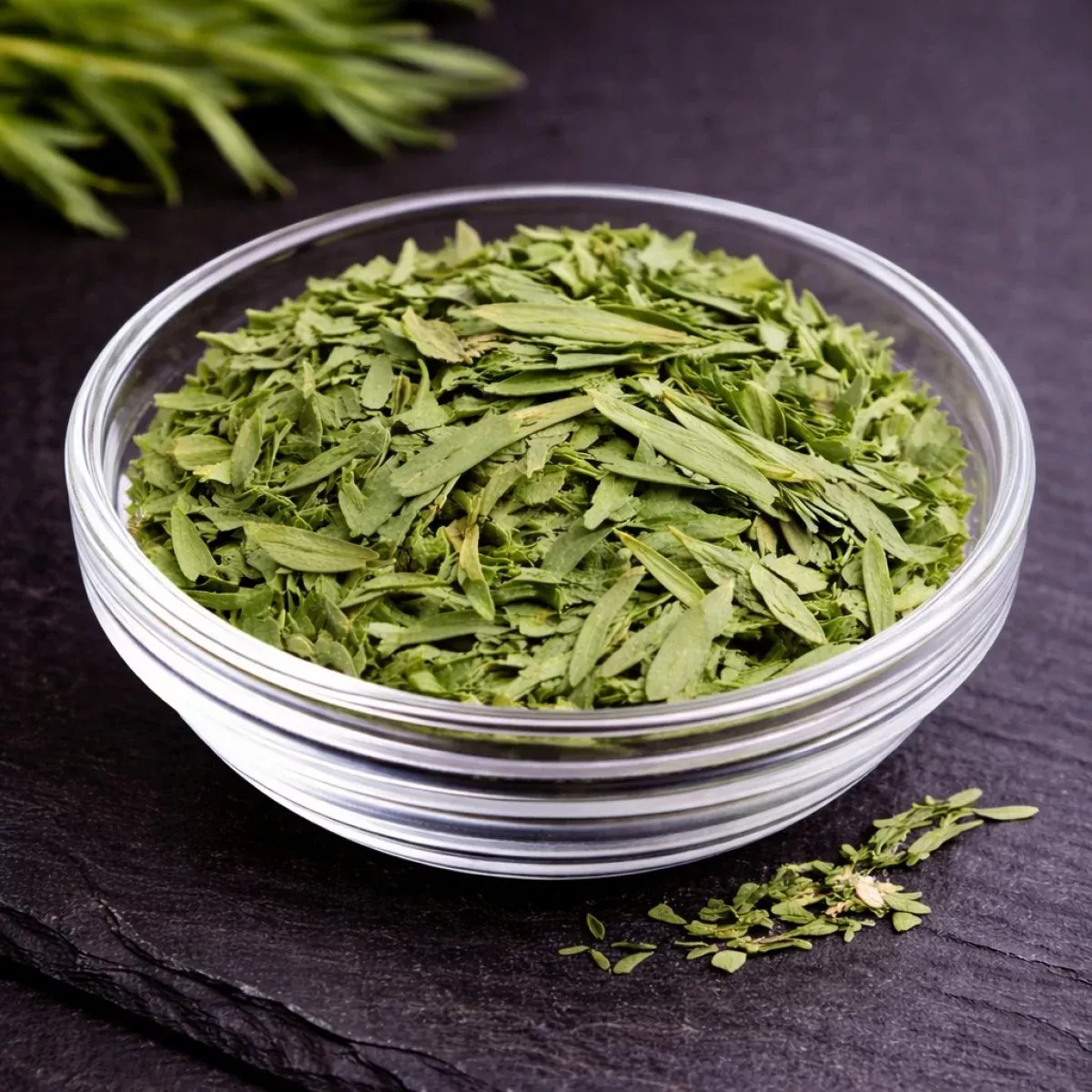 Getrockneter Estragon – aromatisches Kräutergewürz