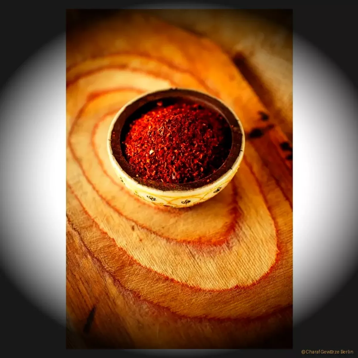 Jalapeño rot geschrotet – grobe rote Jalapeño-Chili Flocken mit rauchig-fruchtigem Aroma und milder Schärfe