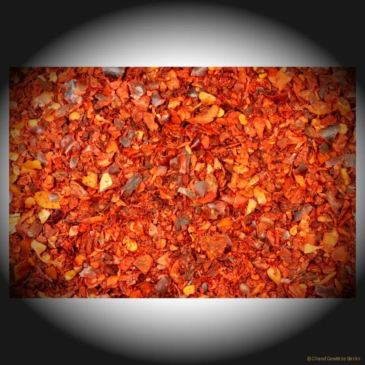 Paprika süß granuliert 100 g – Charaf Gewürze Berlin