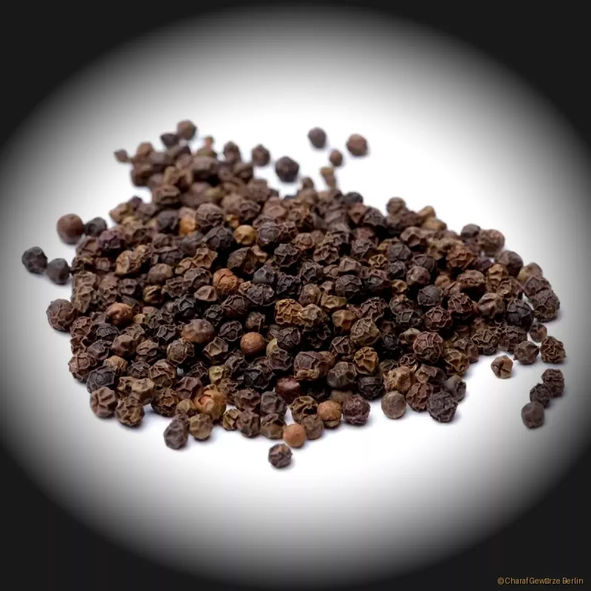 Schwarzer Pfeffer ganz 100 g – Charaf Gewürze Berlin
