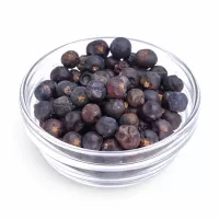 Wacholderbeeren ganz 50 g – Charaf Gewürze Berlin